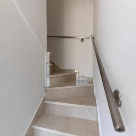 Apartment Amazing In