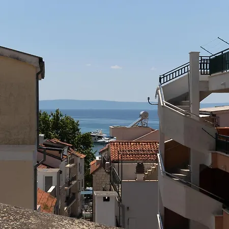 Amazing In Apartment Baska Voda